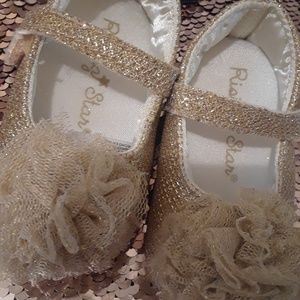 Gold sparkle flats
